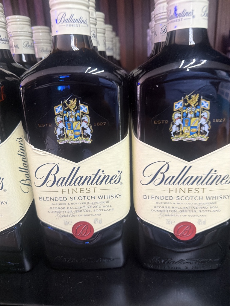 Ballantine's Finest whisky 750ml