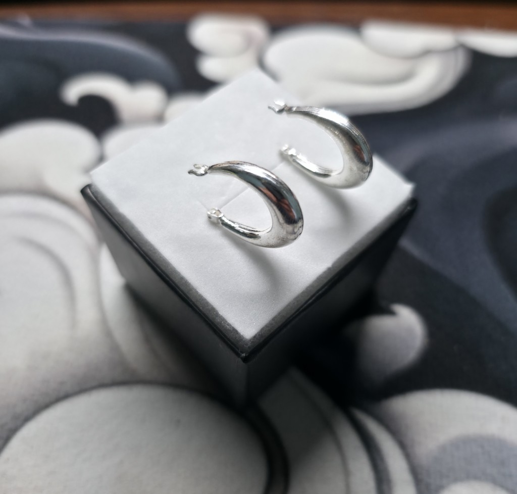 Aretes de Aro Curvo