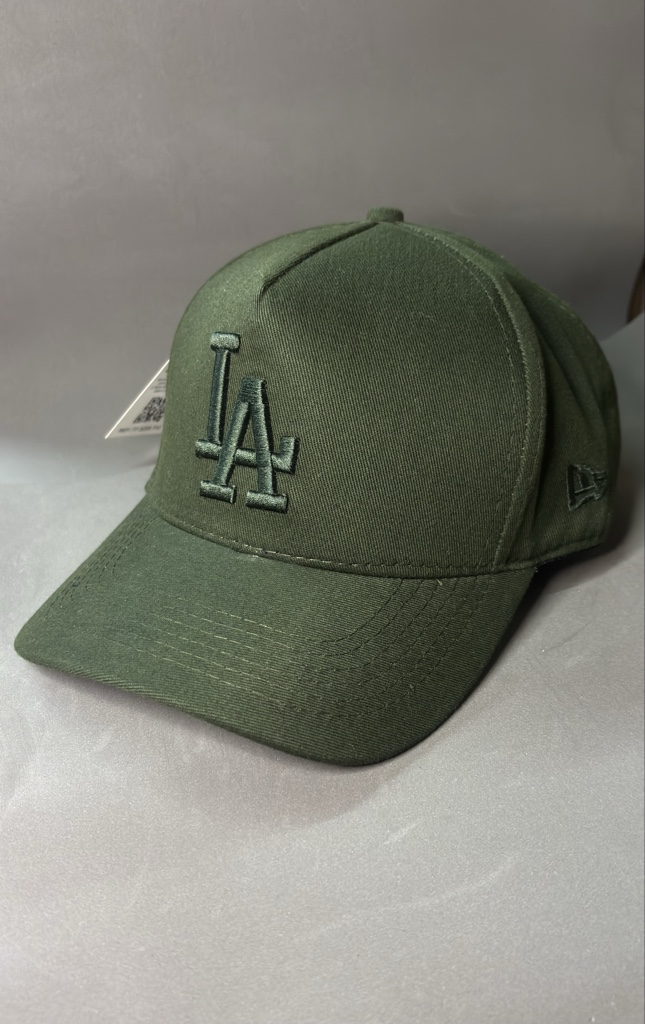Boné LA verde militar