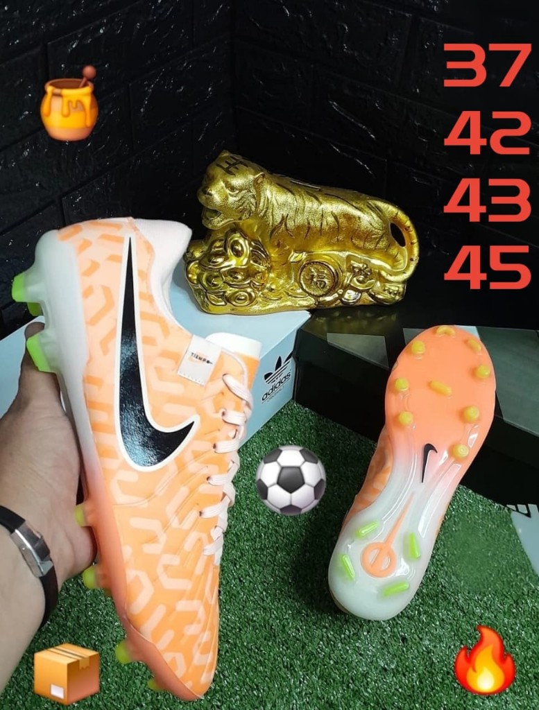 NIKE LEGEND DURAZNO ZECC0093