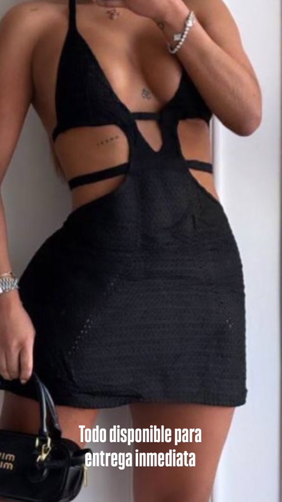 Vestido negro corto