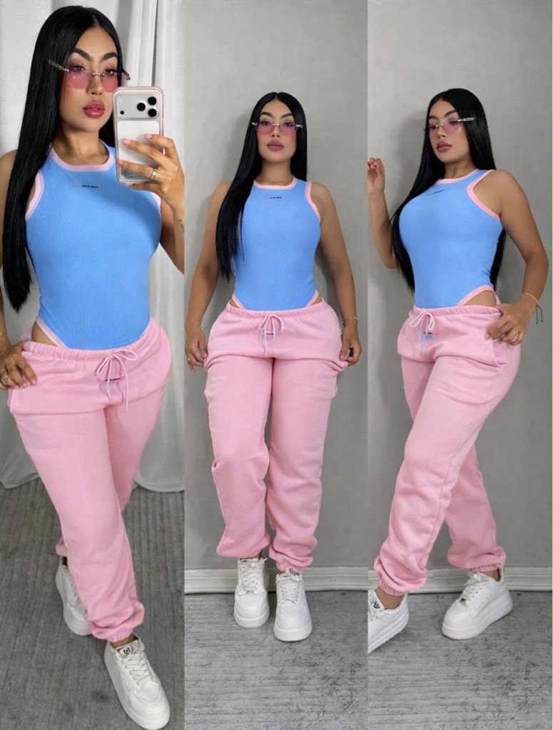Set deportivo azul y rosa