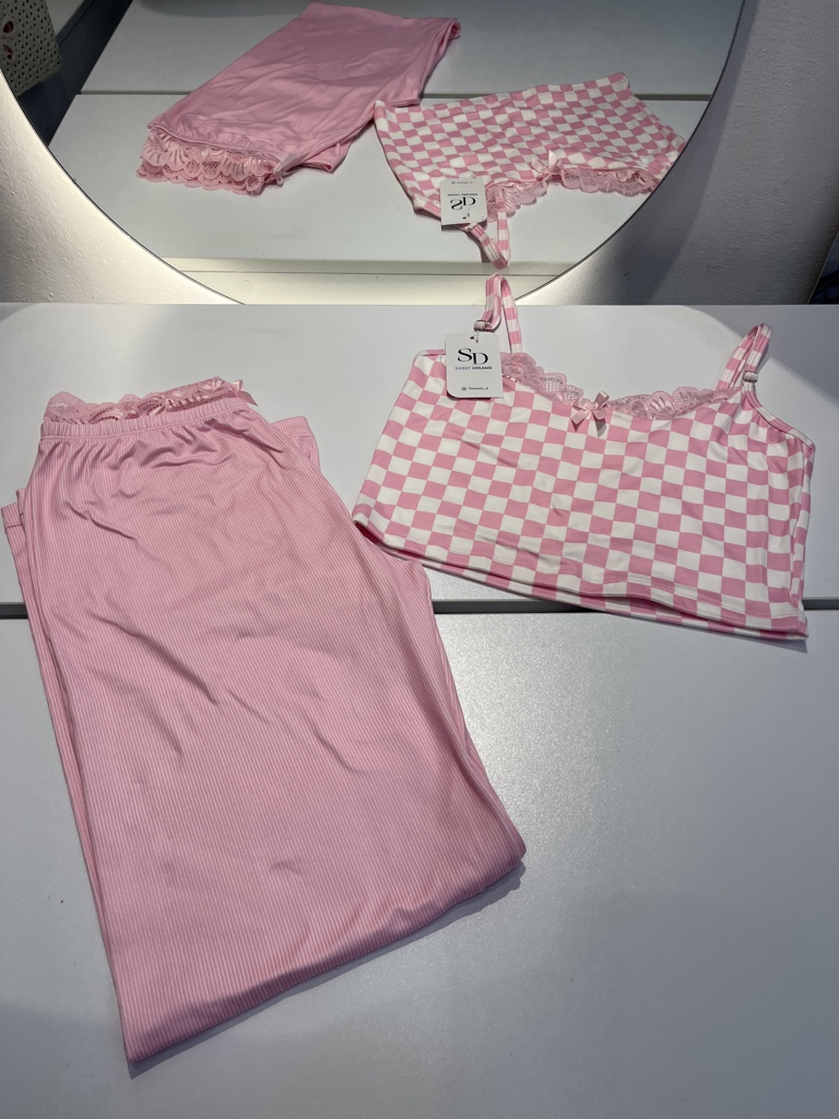 Pijama rosa