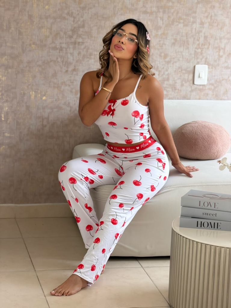 Mia pijama cerezas blanca