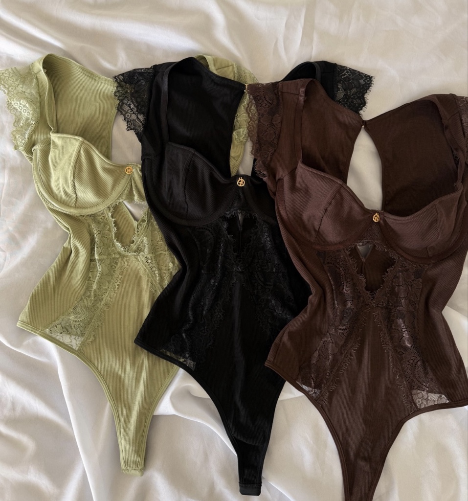 Body Celeste encaje