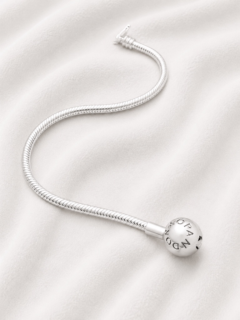 Pandora semirrígida talla 18