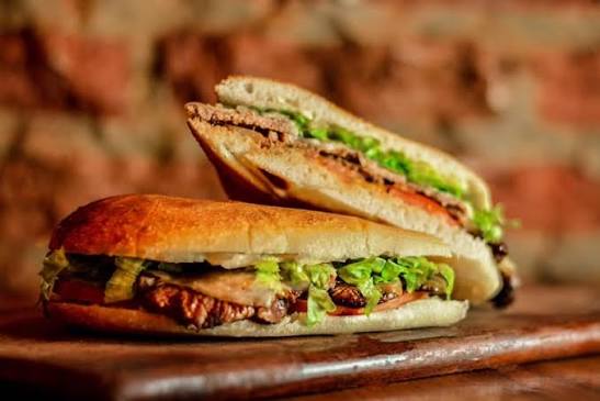 Sándwich de lomo comun