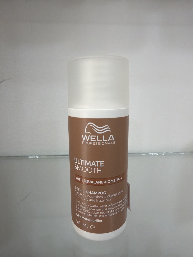Wella Ultimate Smooth shampoo