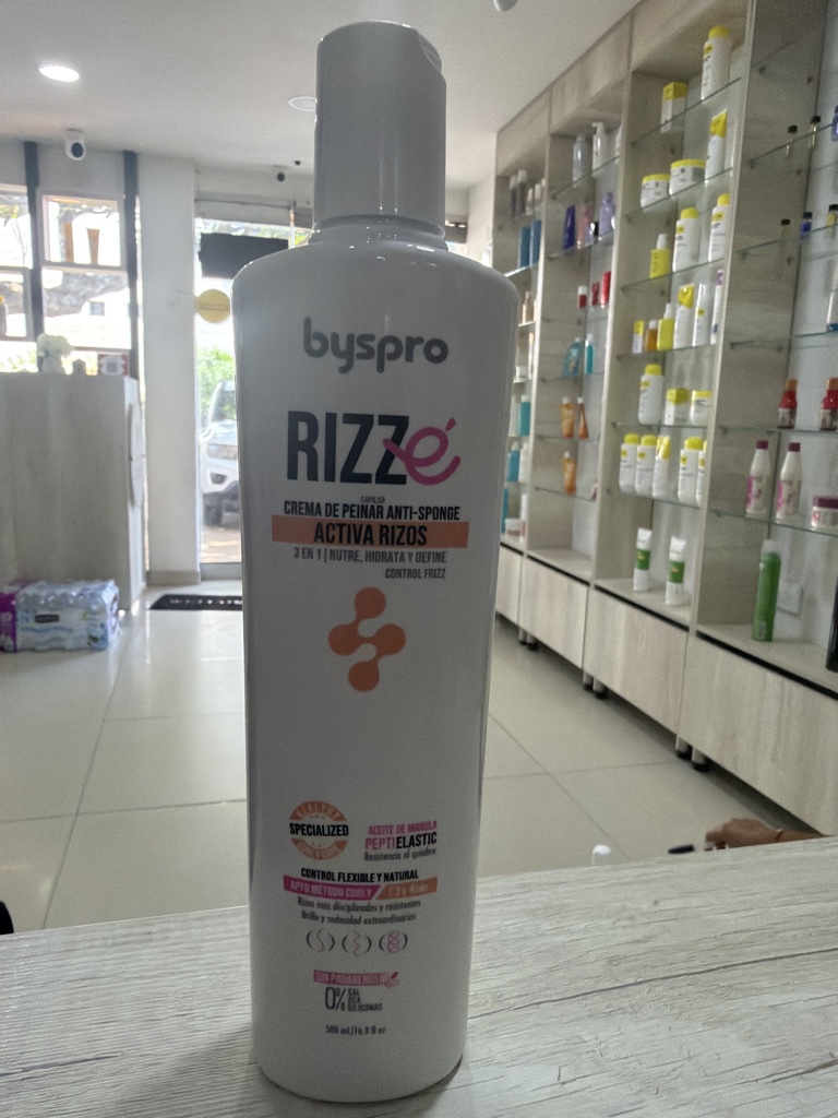 byspro RIZZé crema peinar rizos