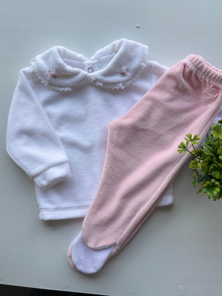 Conjunto plush con cuello Ge ma