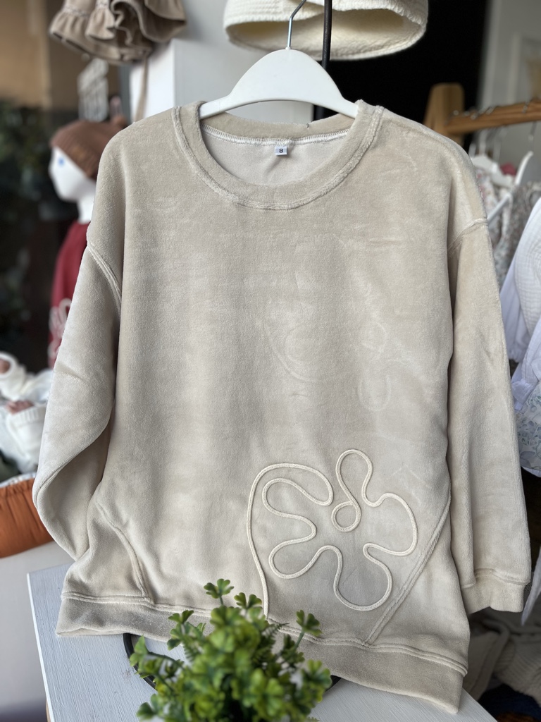 Buzo plush cordón beige