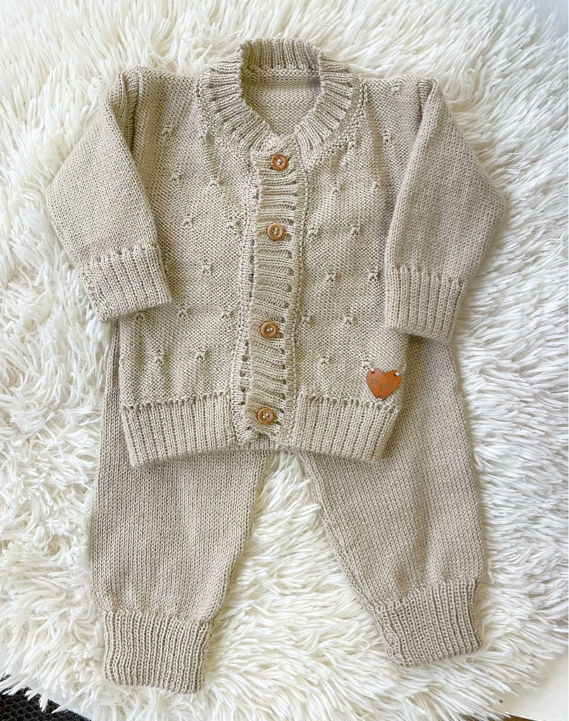 Conjunto tejido beige
