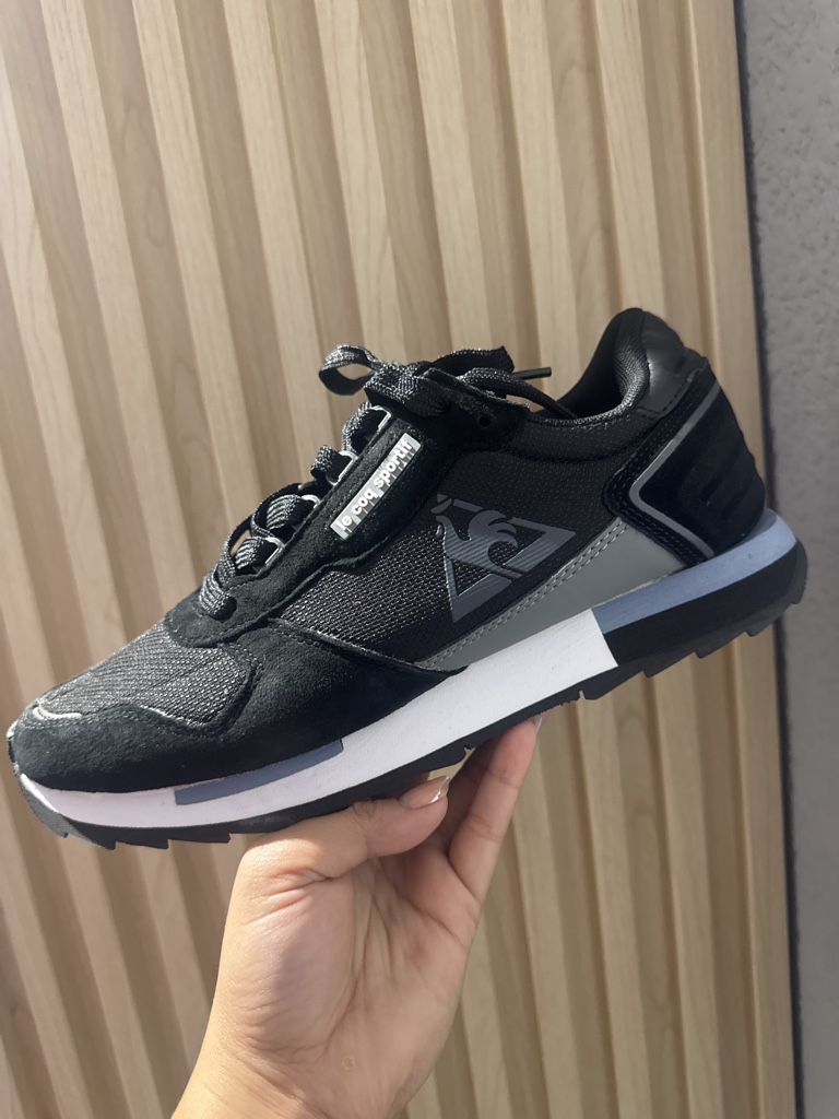 Tenis Le Coq Sportif negro azul