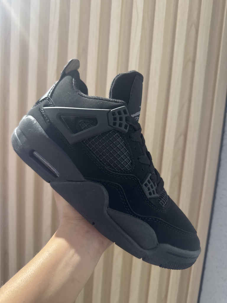 Tenis Jordan Retro Negro