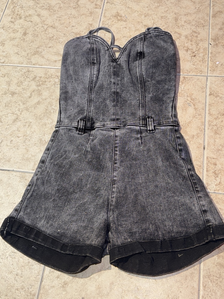 Enterizo jeans brillitos Color Gris BJ