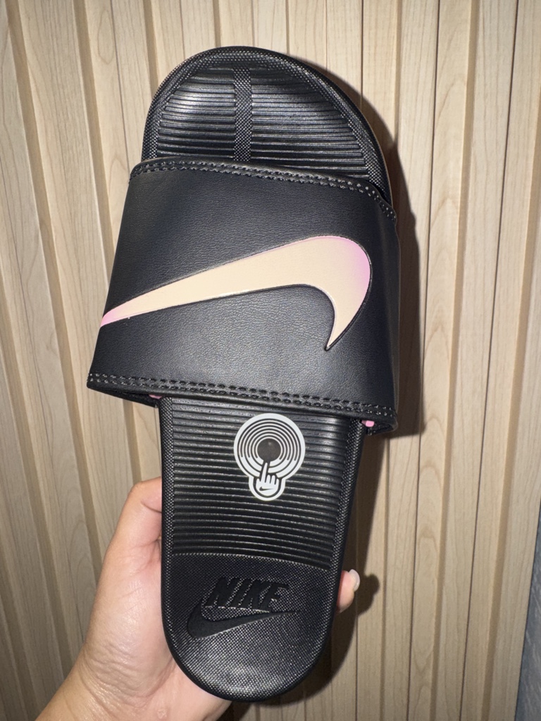 Chanclas Nike dama negro rosa