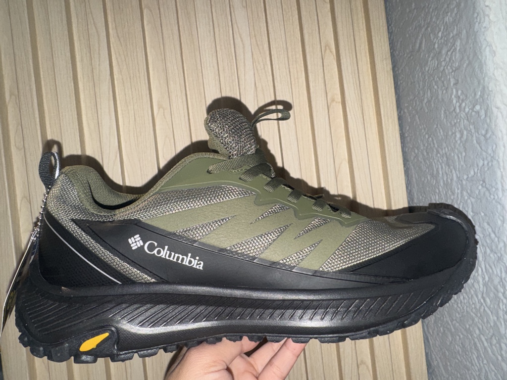 Tenis Columbia Verde Negro