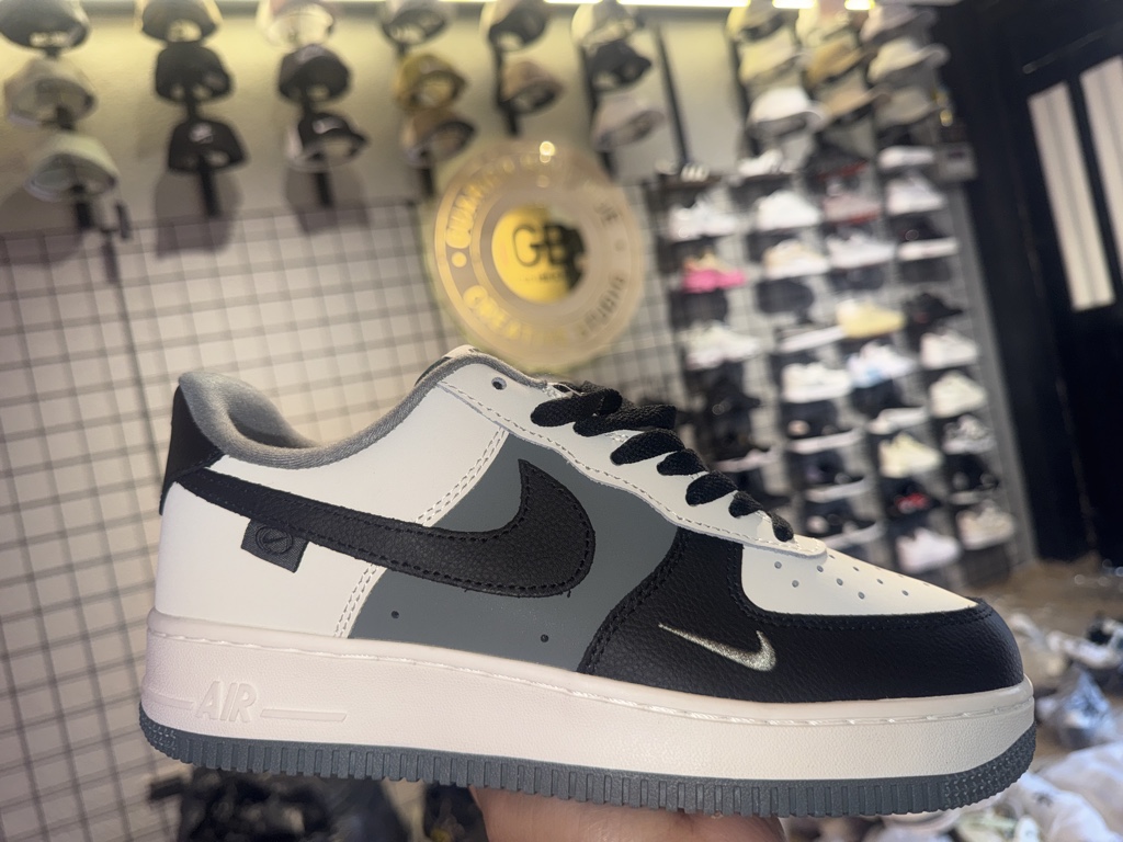 Tenis Nike Air Forcé verde blanco