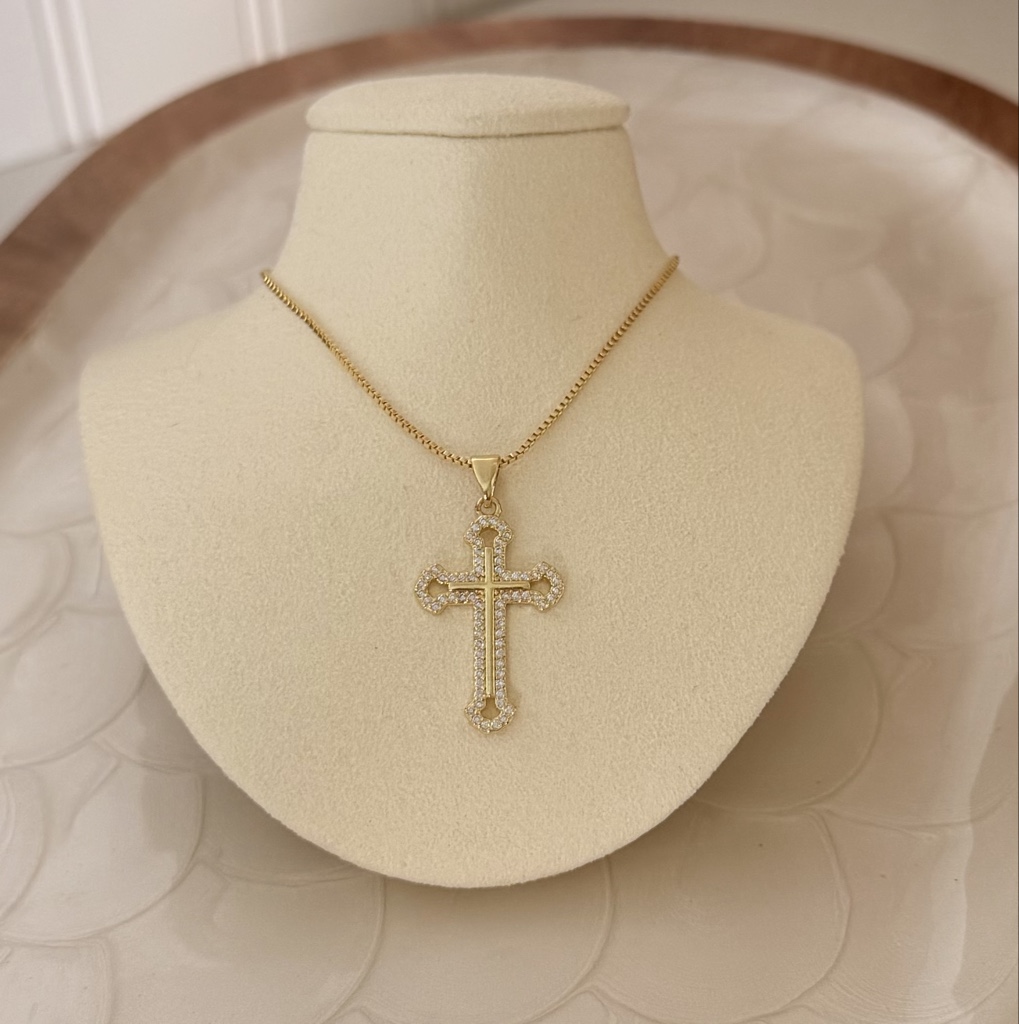 COLLAR CRUZ ETERNA