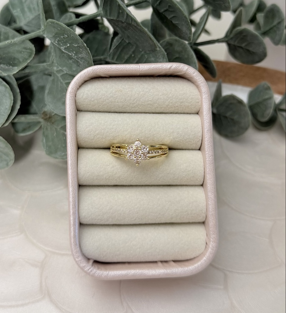 Anillo Ajustable Flor de Luz