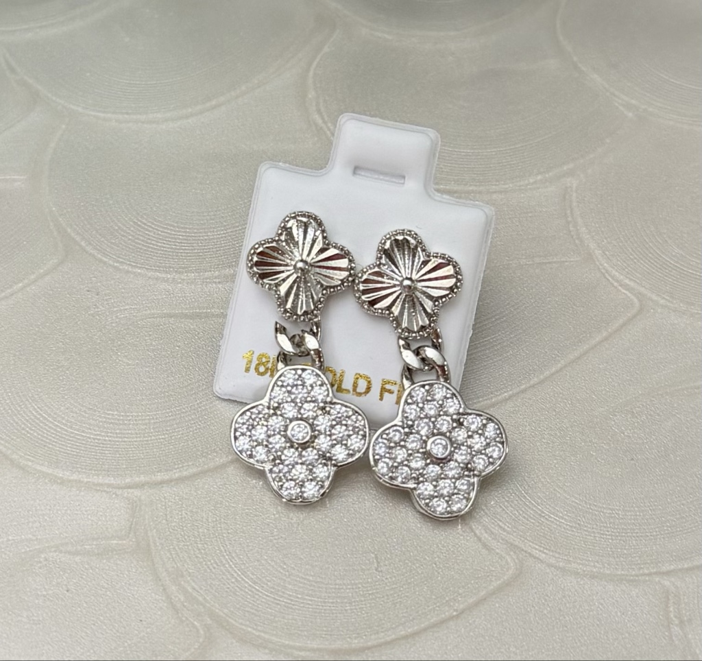 Aretes Doble Trébol Éclat