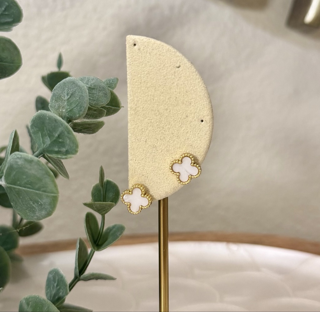 Mini stud trébol blanco