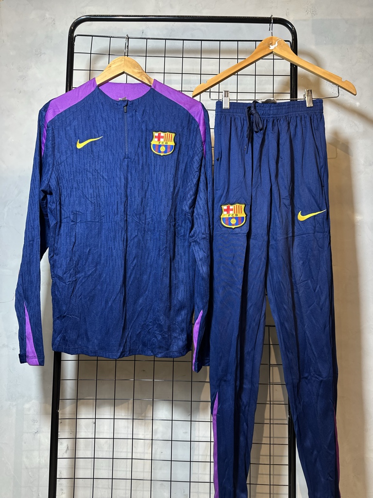 Barcelona azul y violeta