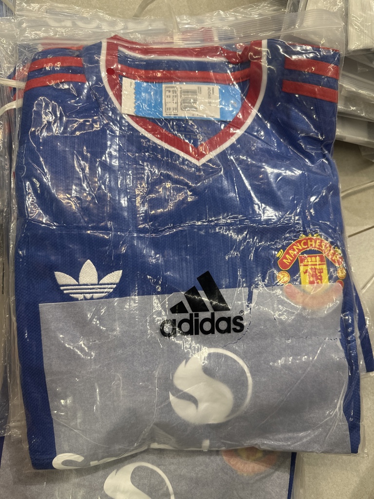 Adidas Manchester United azul
