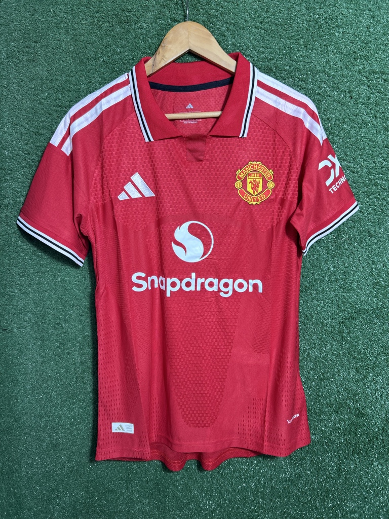 Manchester United 1 26/27 - hincha