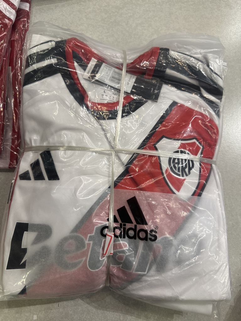Adidas River Plate branca/vermelha camisa