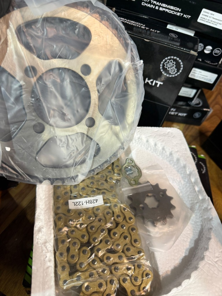 KIT TRANSMISION XTZ 125 YAMAHA 48D / 14D 428H-122L C DORADA SEIPRO RACING