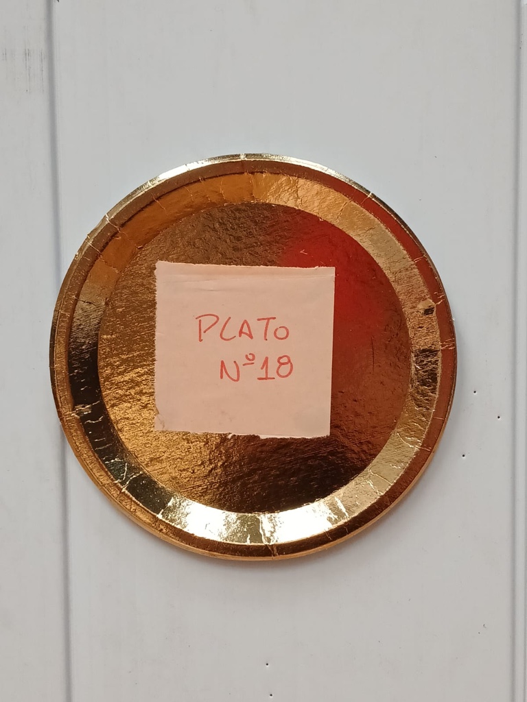 Platos Dorados 18 x50uds