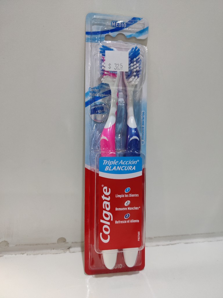 CEPILLOS COLGATE MEDIO TRIPLE ACCIÓN V1