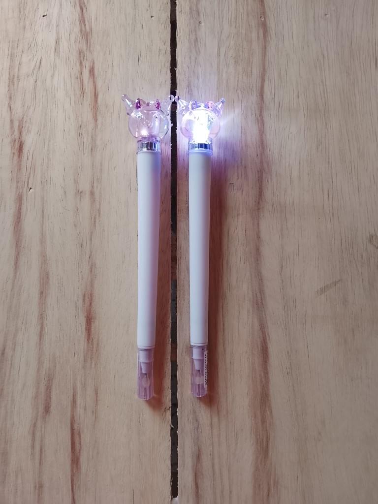 Lapicero Kuromi Con Luz