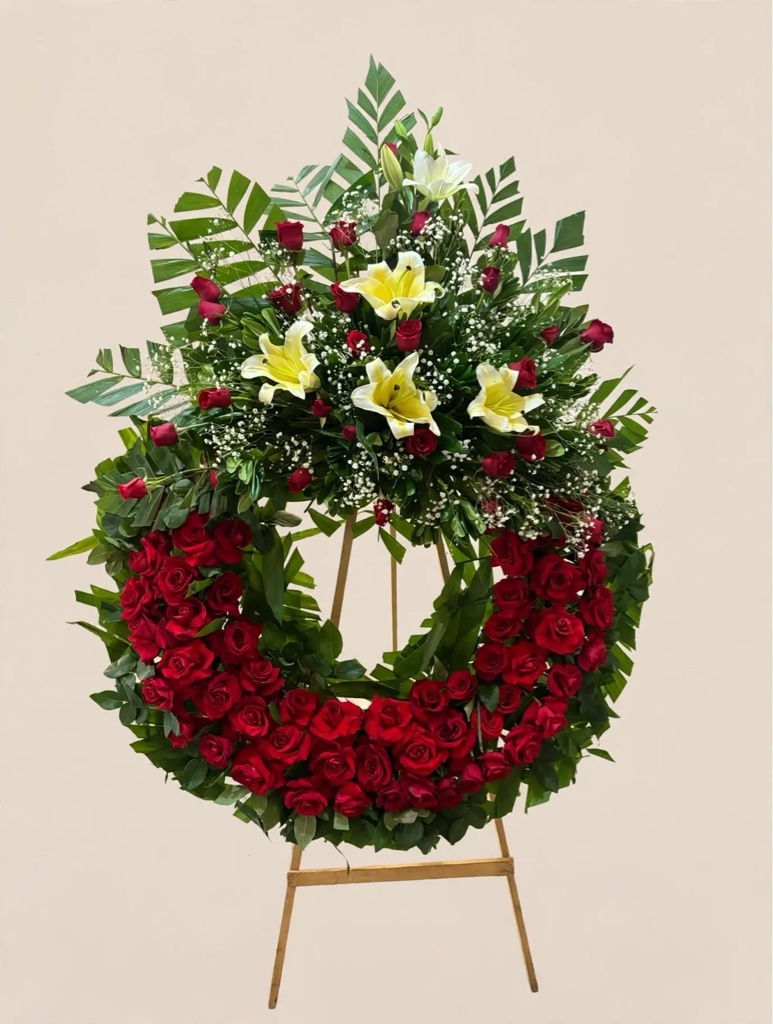 Corona funeraria rosas y lirios