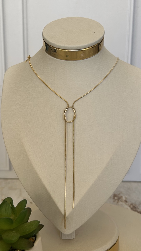 Collar nudo largo