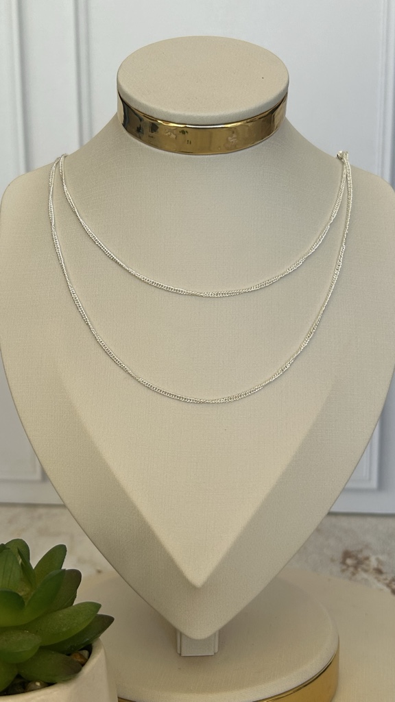 Collar doble fina plateada