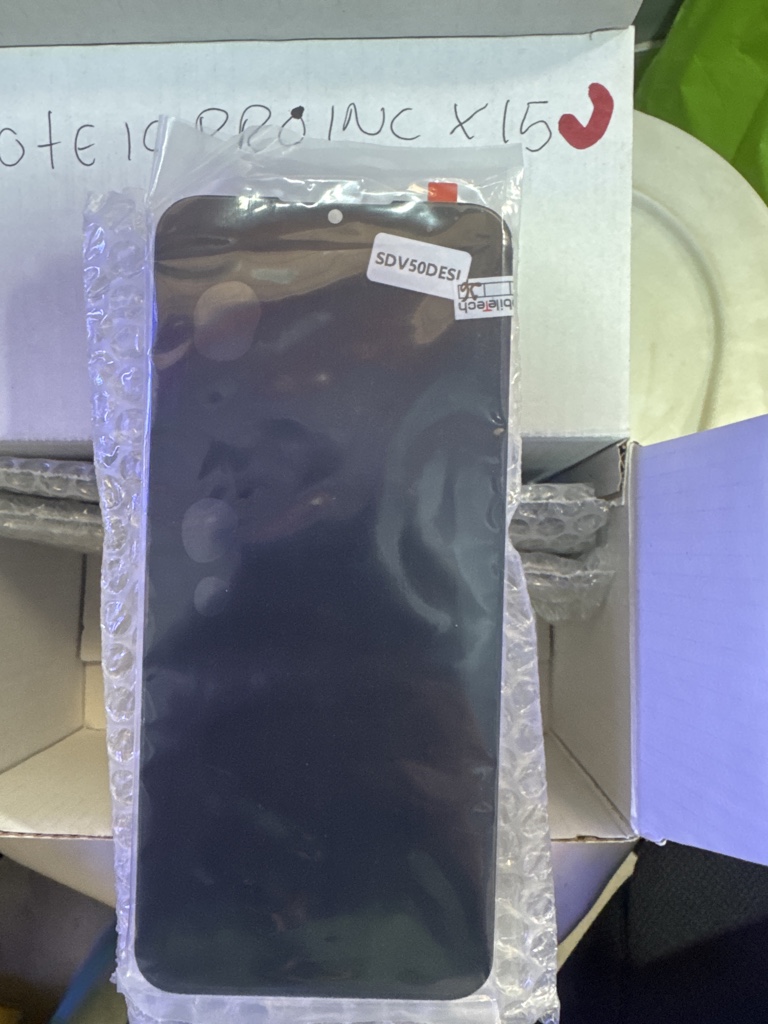 Zte V50 desing