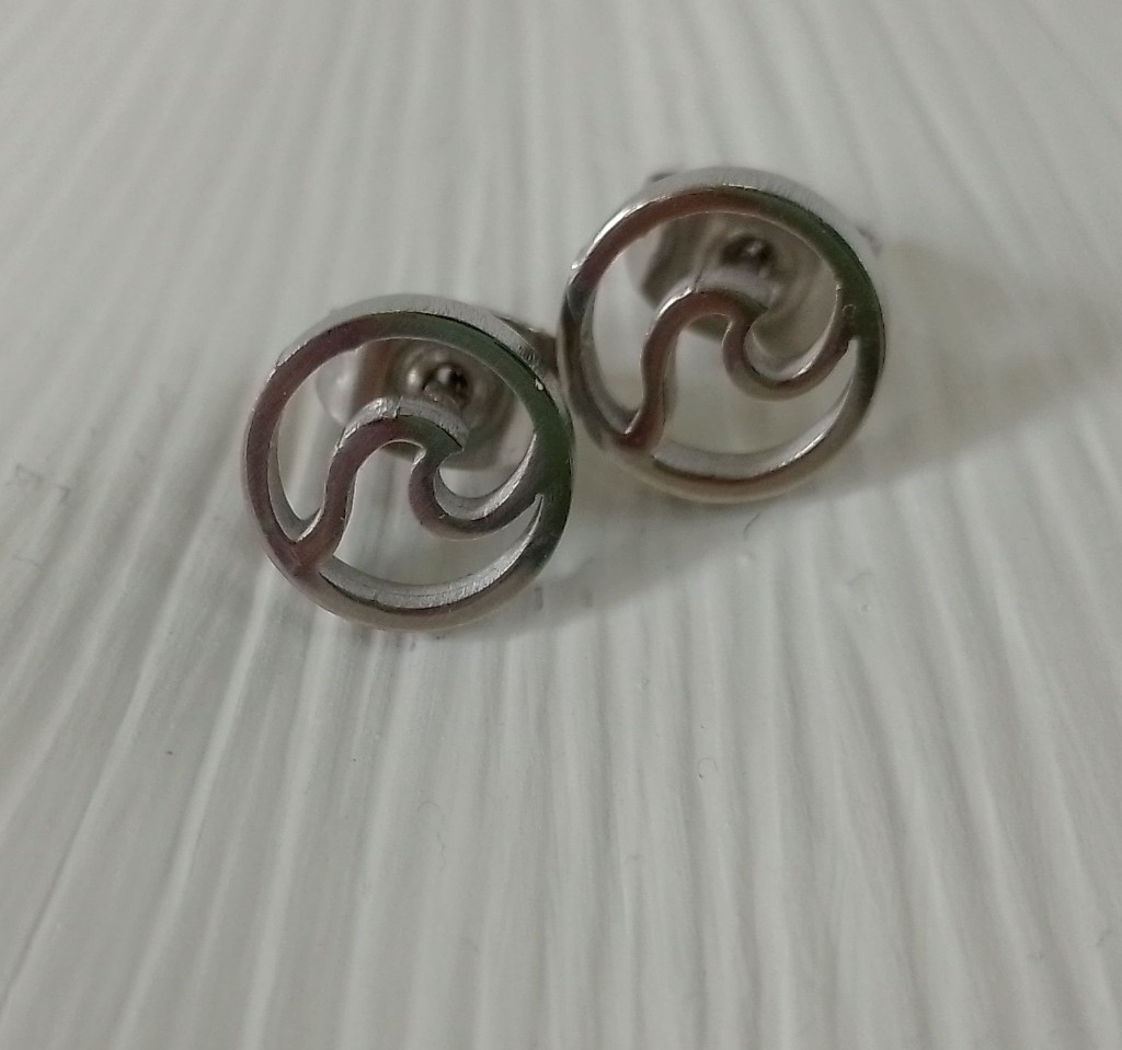 Silver Swirl Stud Earrings| Stainless Steel