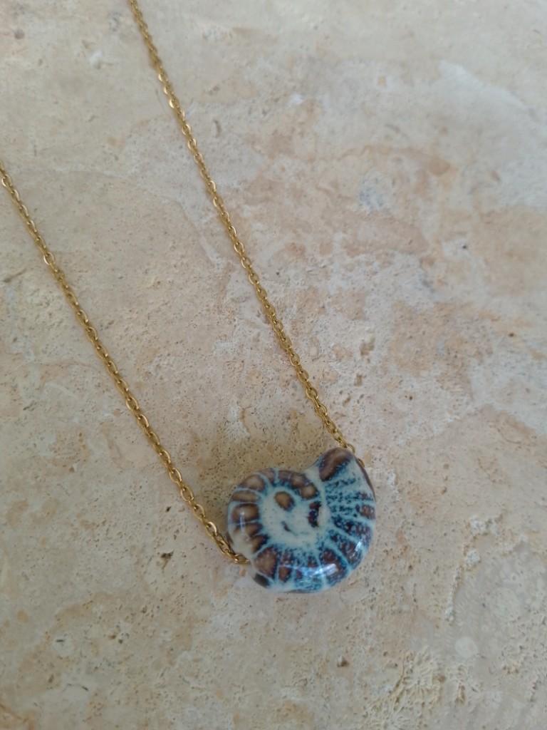 Basic Ceramic Shell Necklace| Stainless Steel