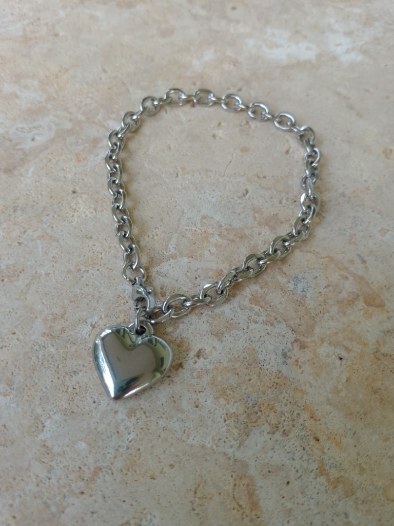 Silver Heart Charm Bracelet | Stainless Steel