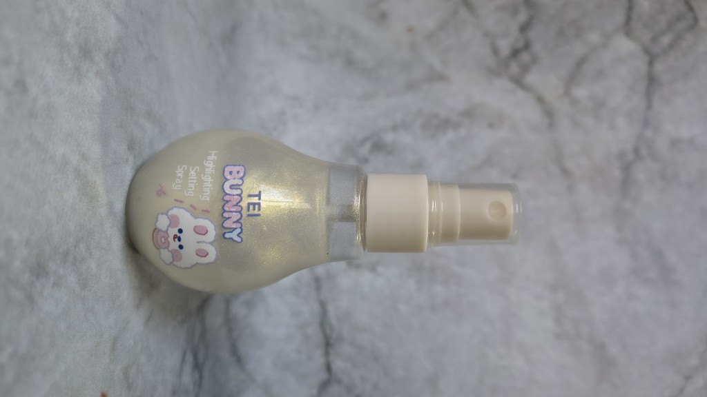 Iluminador + Fijador en Spray