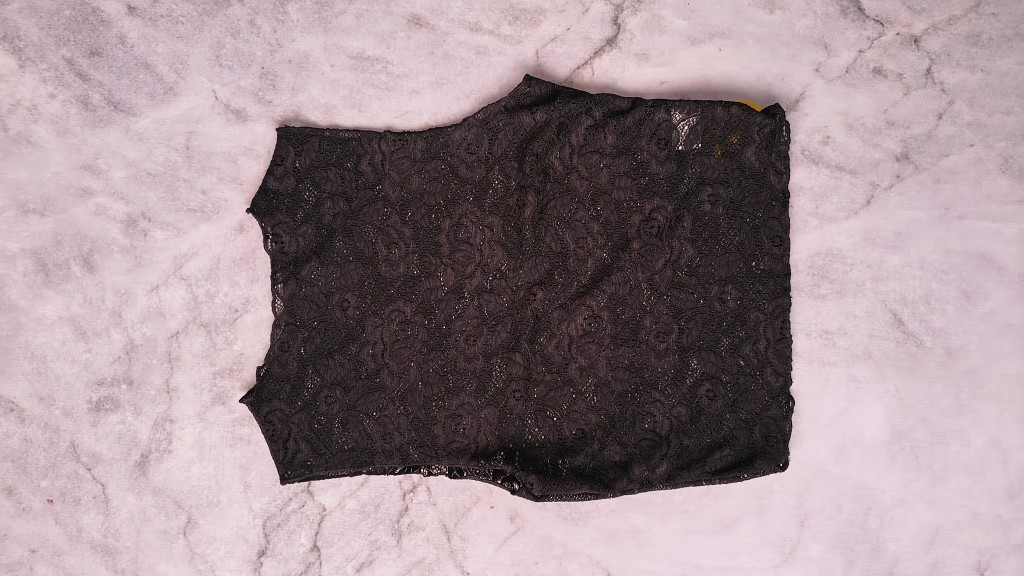 Musculosa Encaje Negro
