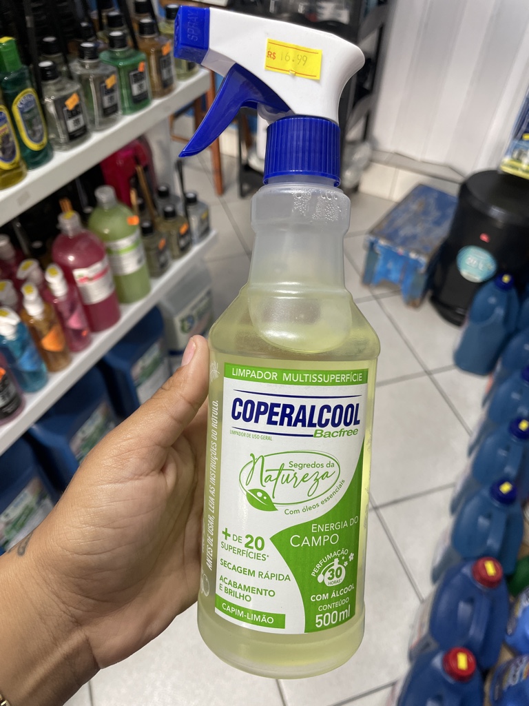 LIMPADOR LÍQUIDO MULTISSUPERFÍCIES COM ÁLCOOL ENERGIA DO CAMPO COPERALCOOL BACFREE SEGREDOS DA NATUREZA FRASCO 500ML BORRIFADOR