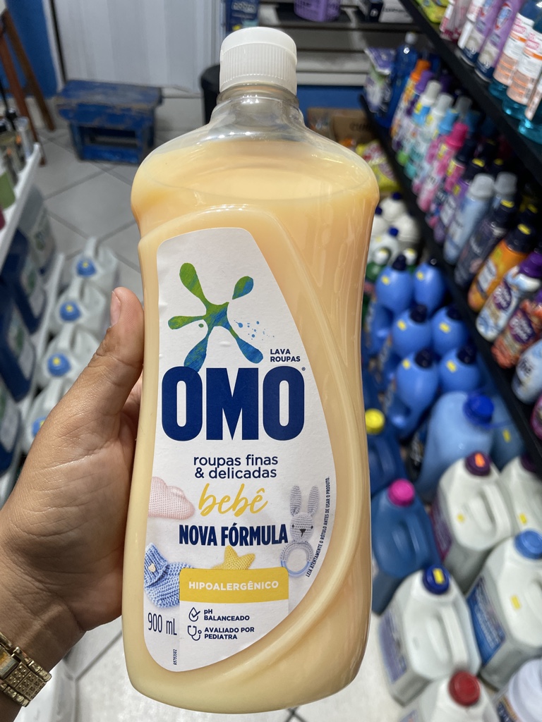 Lava  Roupa Infantil Liquido OMO Bebe - 900 ml