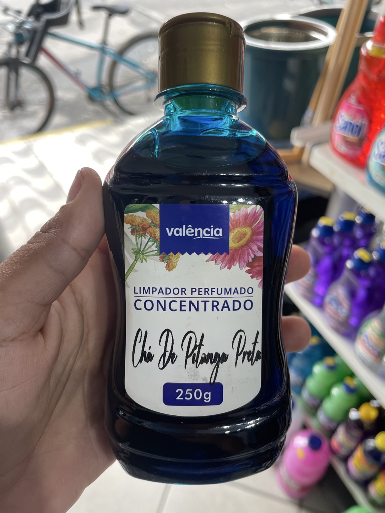 Limpador Perfumado Valencia- Cha de Pitanga Preta