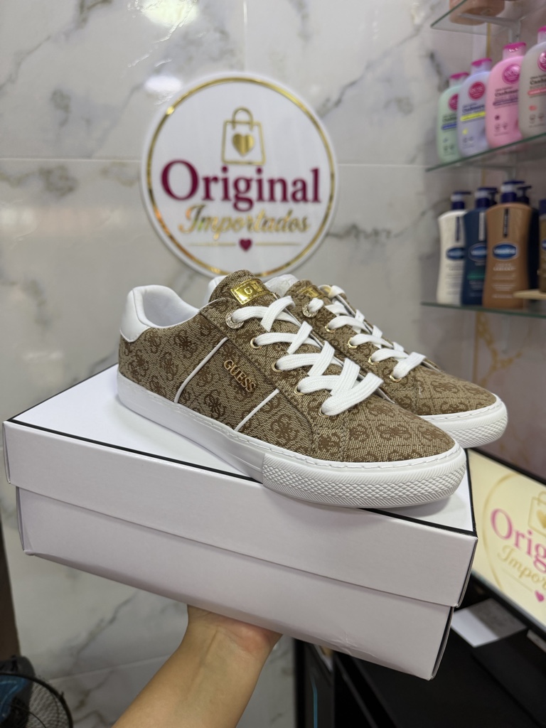 Guess - Zapatillas Loven para mujer Café