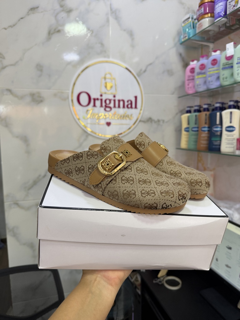 Guess Galavanta para mujer, Logotipo marrón medio 210