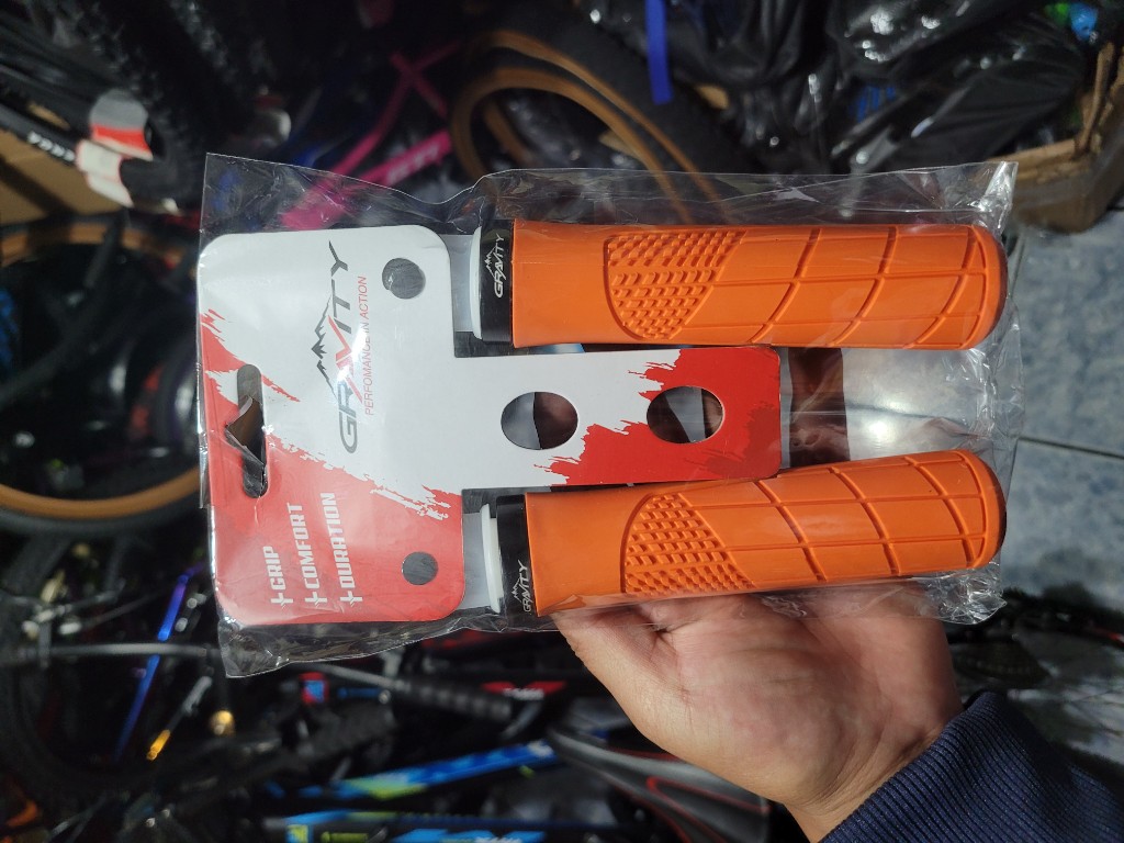 [BC-GRI203] Grip GRAVITY 135mm TPR GRP-334 orange c/seguro