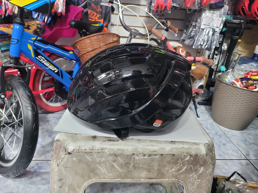 Casco LAZER Tempo Kineticore CE-CPSC/ Black Uni